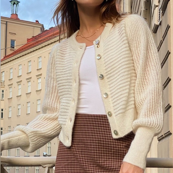Aritzia Sweaters - Aritzia Wilfred Alessia Cardigan Size Medium Ivory Mohair Alfalfa Blend knit
